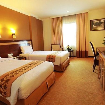 Semesta Heritage Hotel & Convention Semarang Ngoại thất bức ảnh