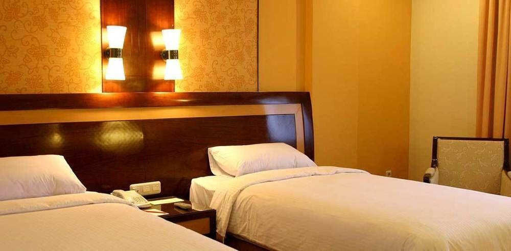 Semesta Heritage Hotel & Convention Semarang Ngoại thất bức ảnh
