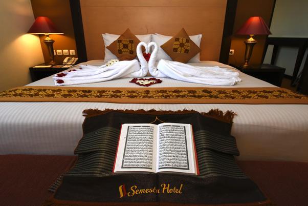 Semesta Heritage Hotel & Convention Semarang Ngoại thất bức ảnh