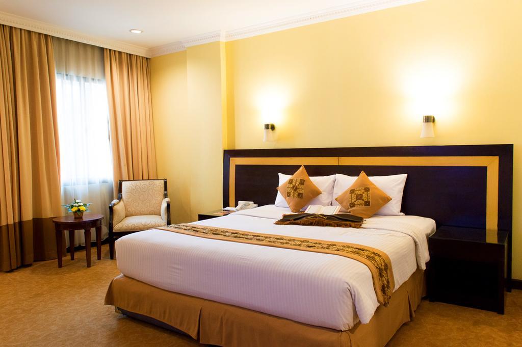 Semesta Heritage Hotel & Convention Semarang Ngoại thất bức ảnh