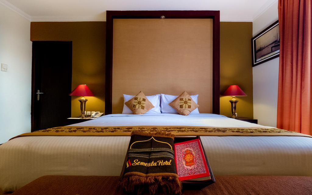 Semesta Heritage Hotel & Convention Semarang Ngoại thất bức ảnh