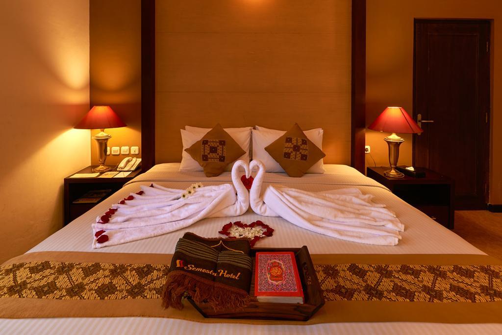 Semesta Heritage Hotel & Convention Semarang Ngoại thất bức ảnh