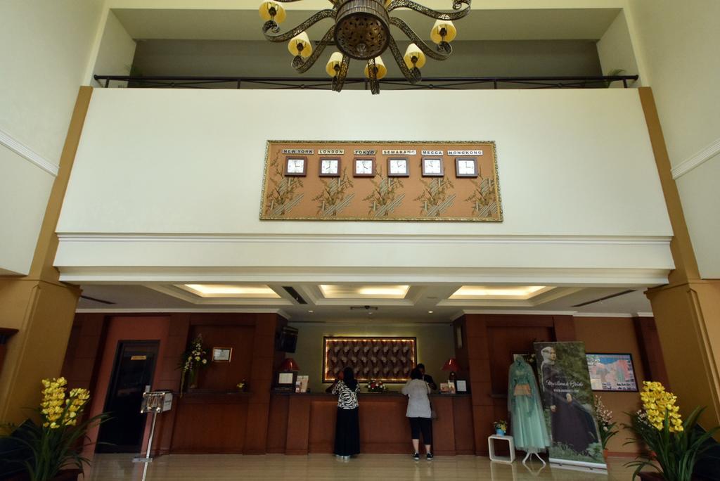 Semesta Heritage Hotel & Convention Semarang Ngoại thất bức ảnh
