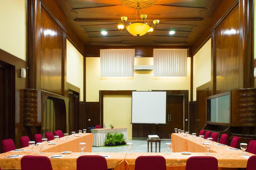 Semesta Heritage Hotel & Convention Semarang Ngoại thất bức ảnh