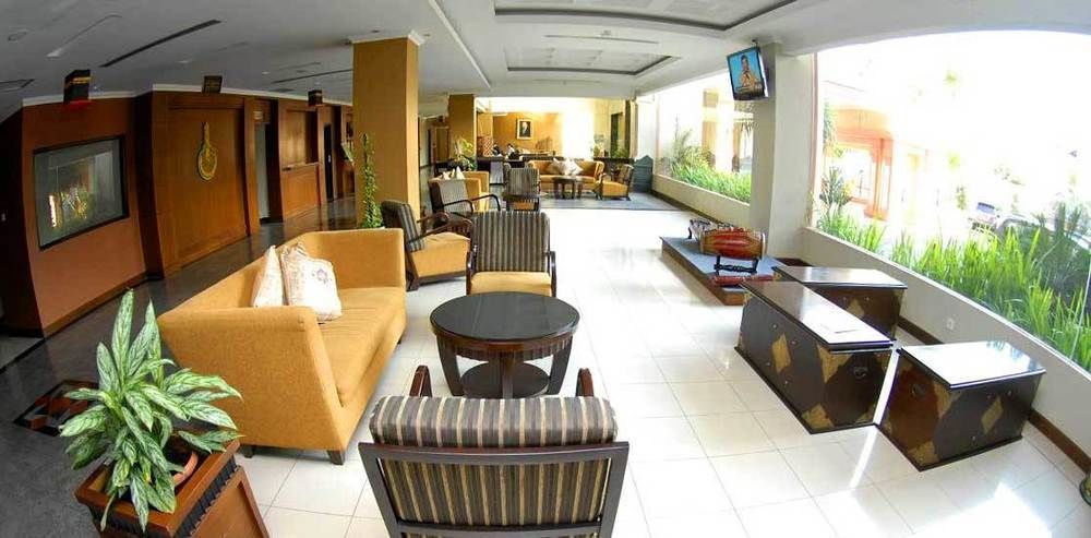 Semesta Heritage Hotel & Convention Semarang Ngoại thất bức ảnh